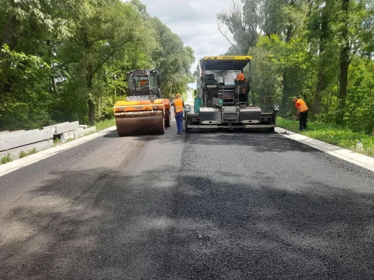 Реконструкція мостового переходу через р. Лисогір на Н-07